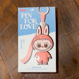 POP MART authentic labubu pin for love “Q”